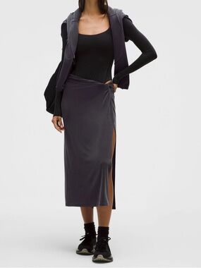 Lululemon New Drapey Softstreme Midi Skirt